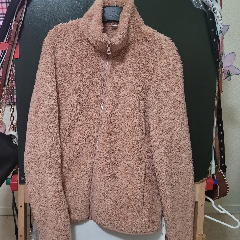 UNIQLO XS warm fuzzy jacket